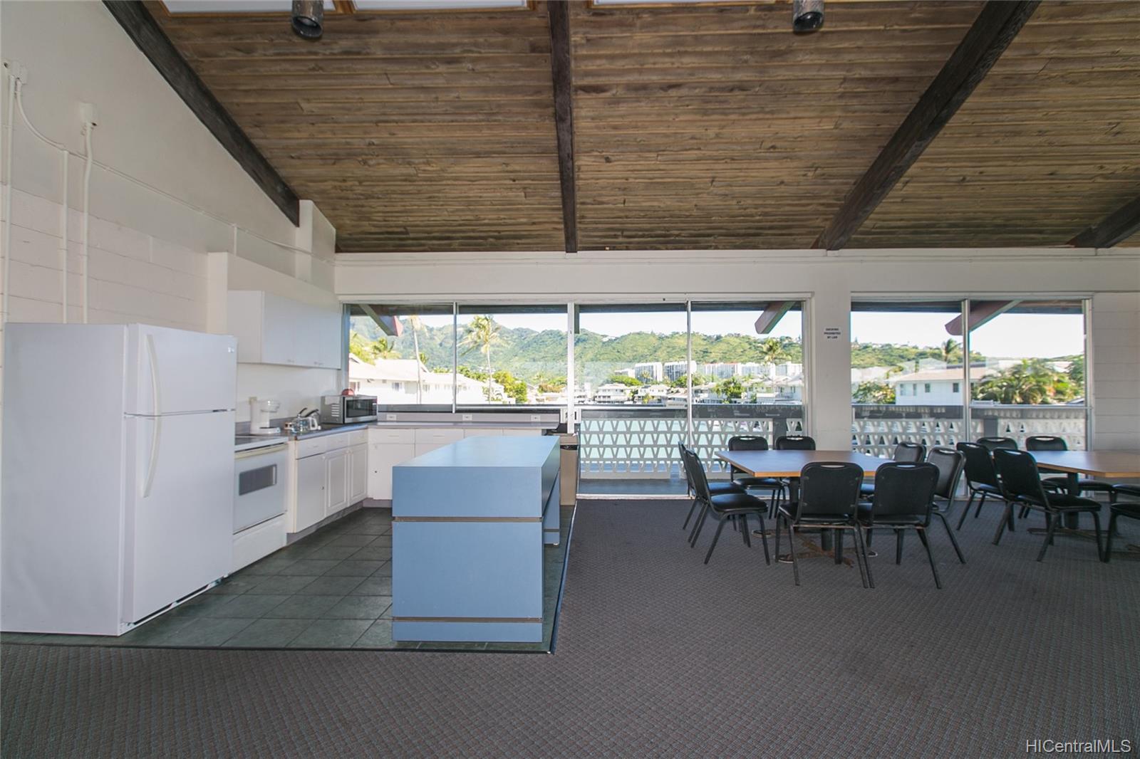 Kuapa Isle 114 Opihikao Way Unit 1041 Honolulu HI 96825 sold on 05122021