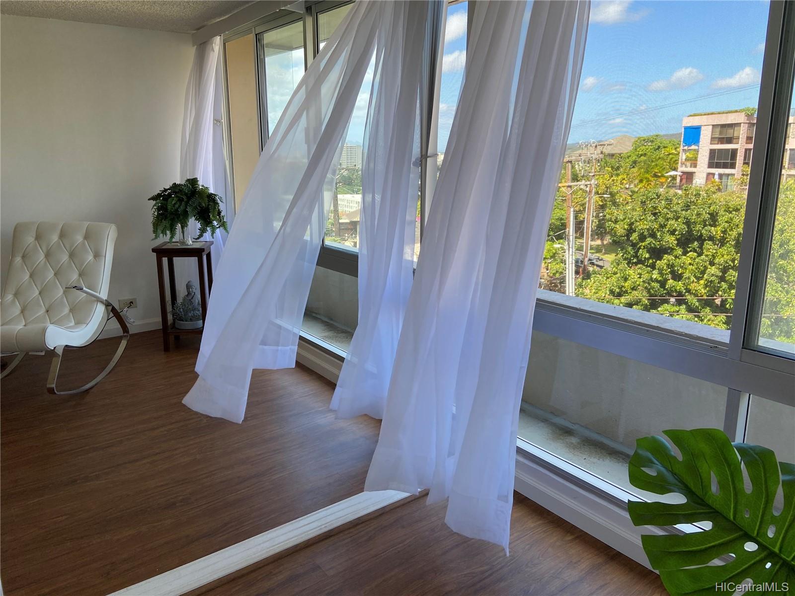 Punchbowl Place 255 Huali Street Unit 206 Honolulu HI 96813 sold on 04