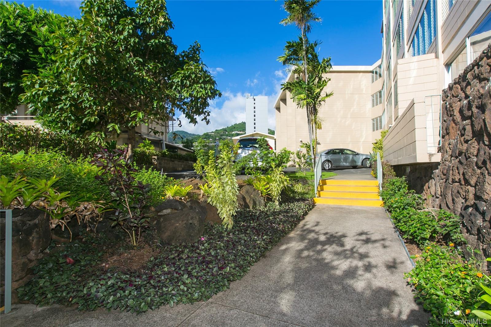 Punahou Gardens Apts 1550 Wilder Avenue Unit 1203 Honolulu HI 96822