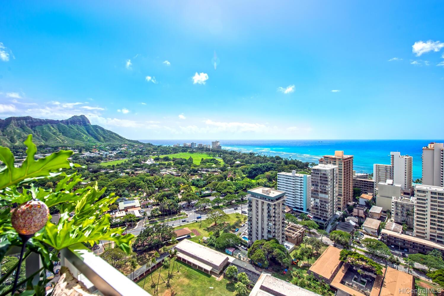 Diamond Head Vista 2600 Pualani Way Unit 3003 Honolulu HI 96815 sold on