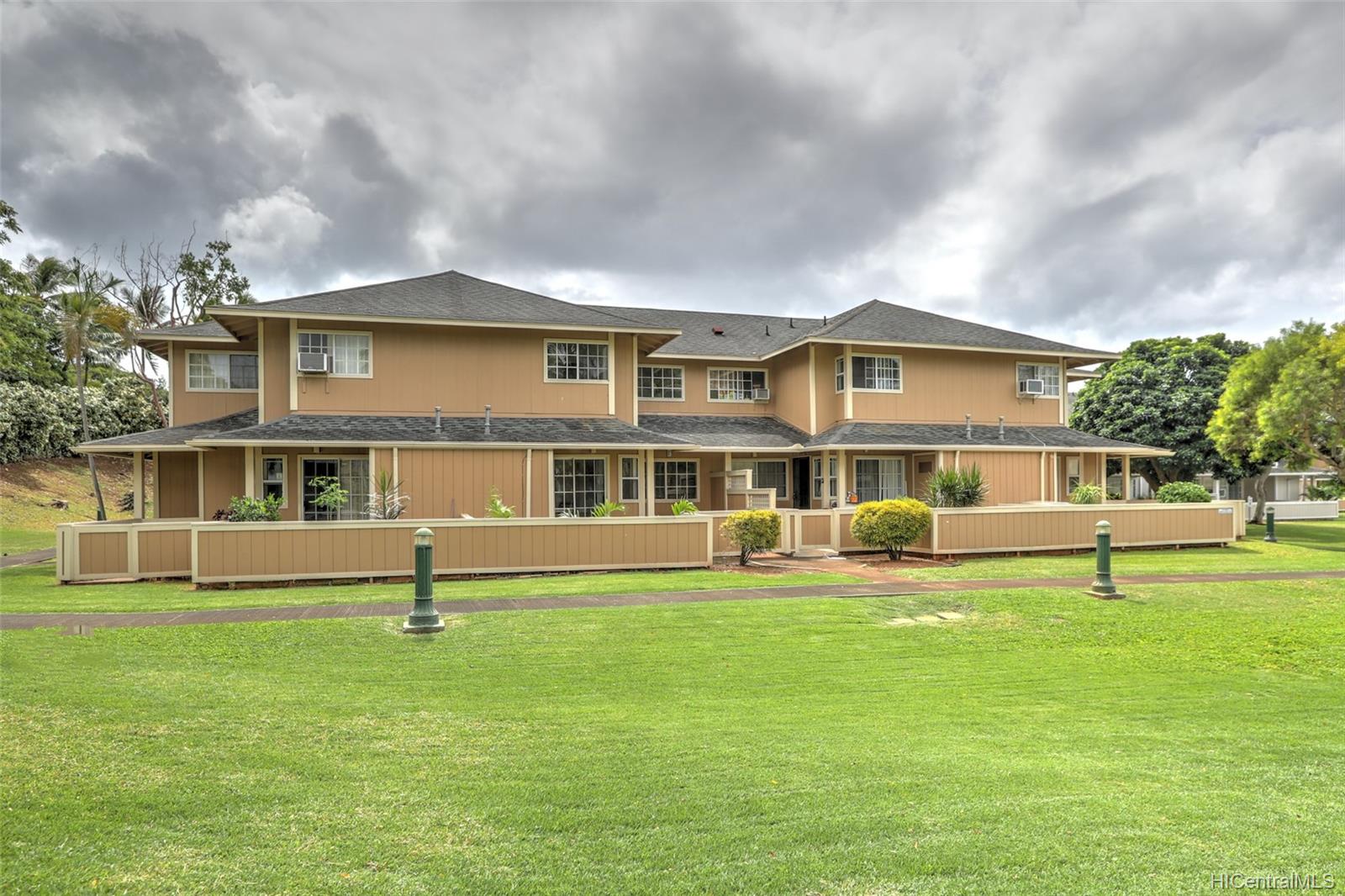 West Loch Fairways 911000G Makaaloa Street Unit 1G Ewa Beach HI 96706