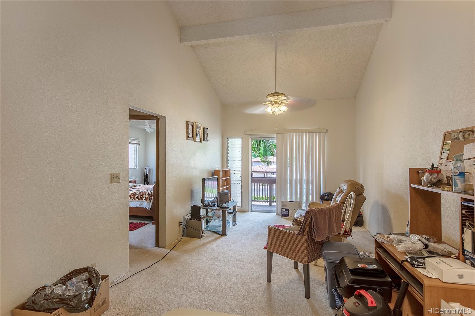 Newtown Meadows 98597 Kilinoe Street Unit 10A2 Aiea HI 96701 listed 03