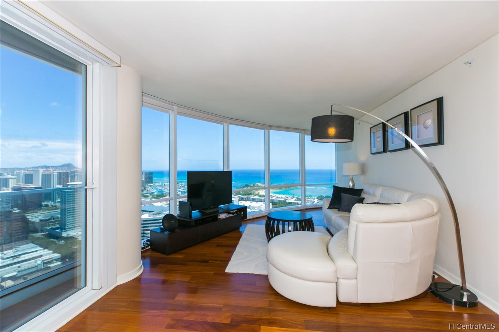 Moana Pacific 1296 Kapiolani Boulevard Unit 4503 Honolulu HI 96814 sold