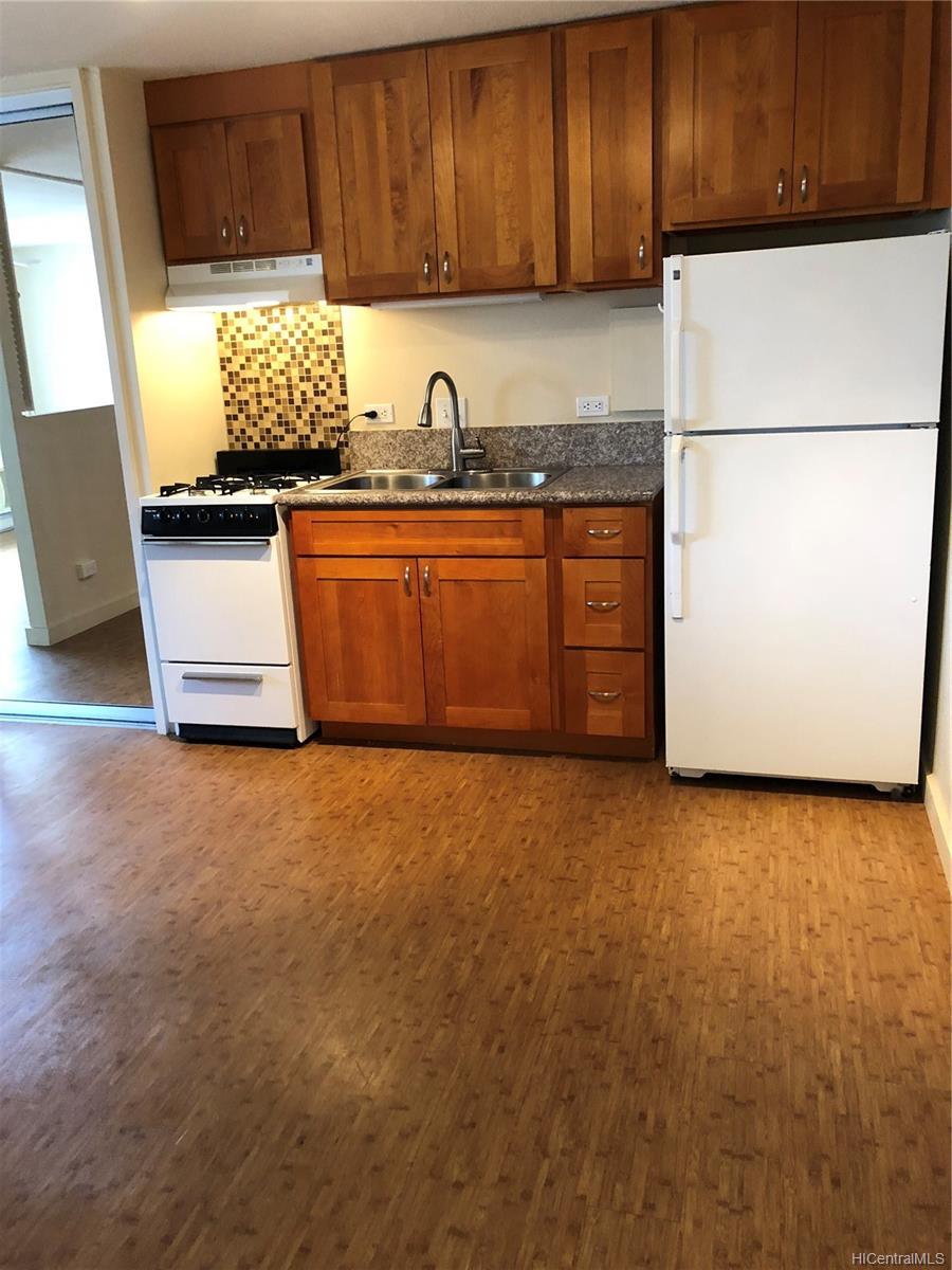 Rycroft Manor 1129 Rycroft Street Unit 203 Honolulu HI 96814 listed 03