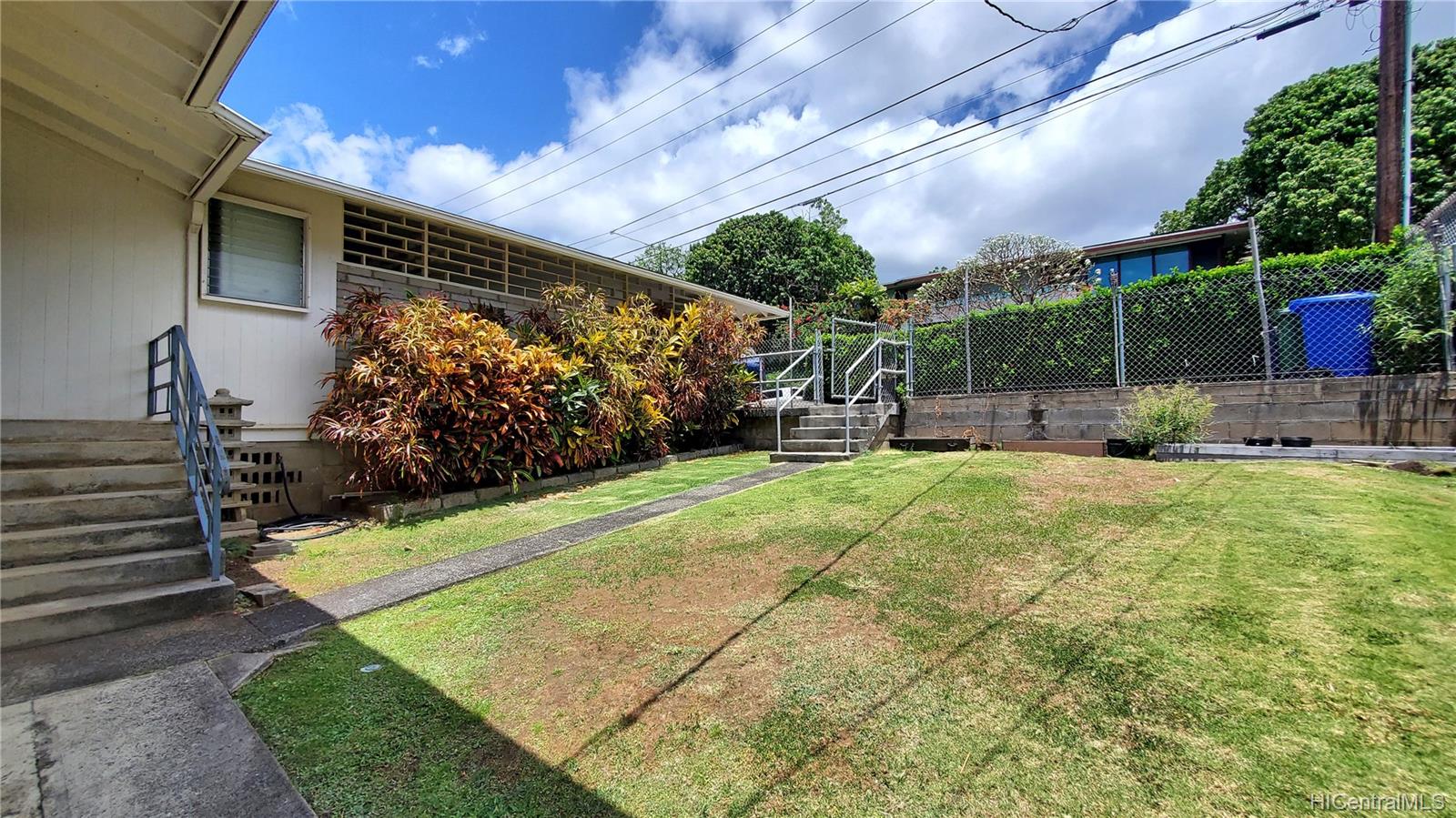 1245 Nehoa Street Honolulu HI 96822 sold on 05252021
