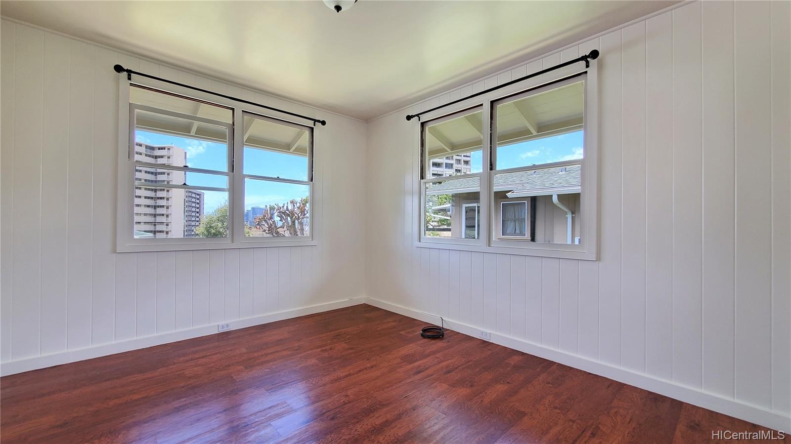 1245 Nehoa Street Honolulu HI 96822 sold on 05252021