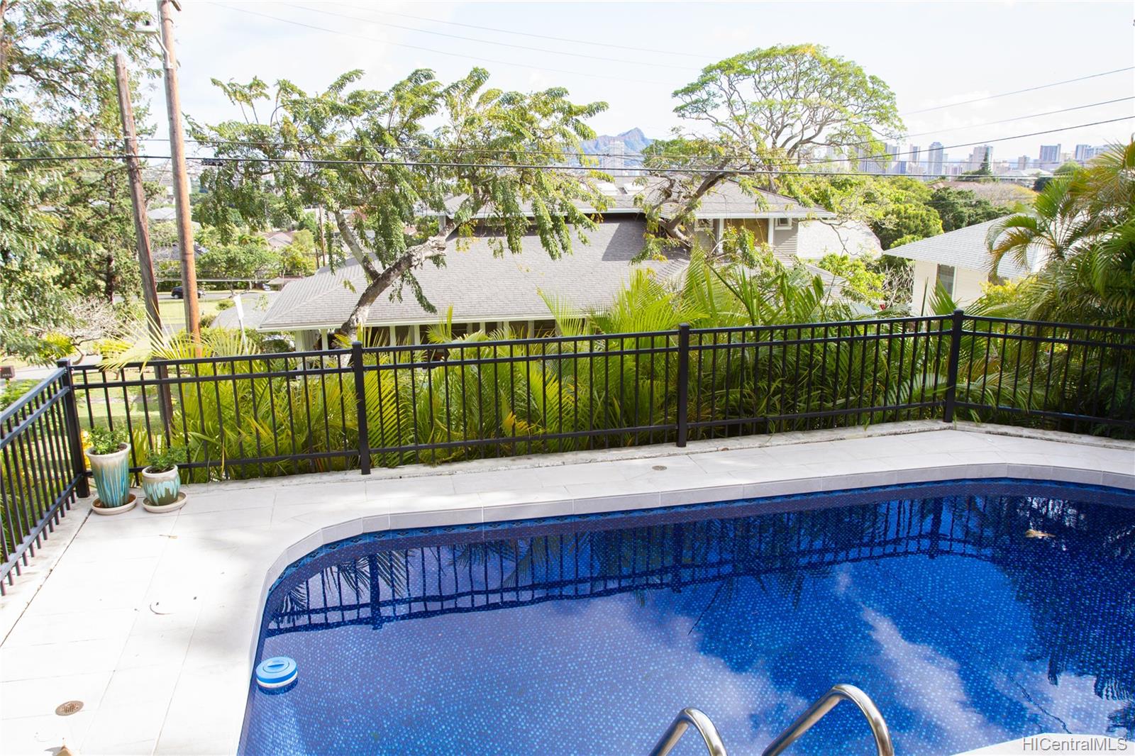 2342 Ferdinand Avenue Honolulu HI 96822 sold on 05132021