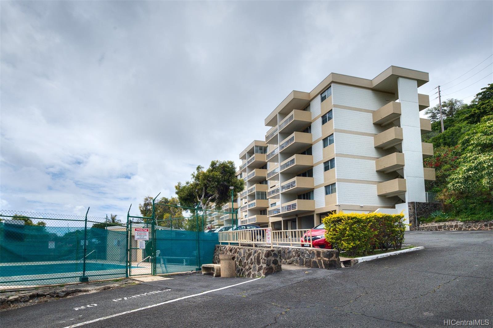 Waialae Gardens for Sale