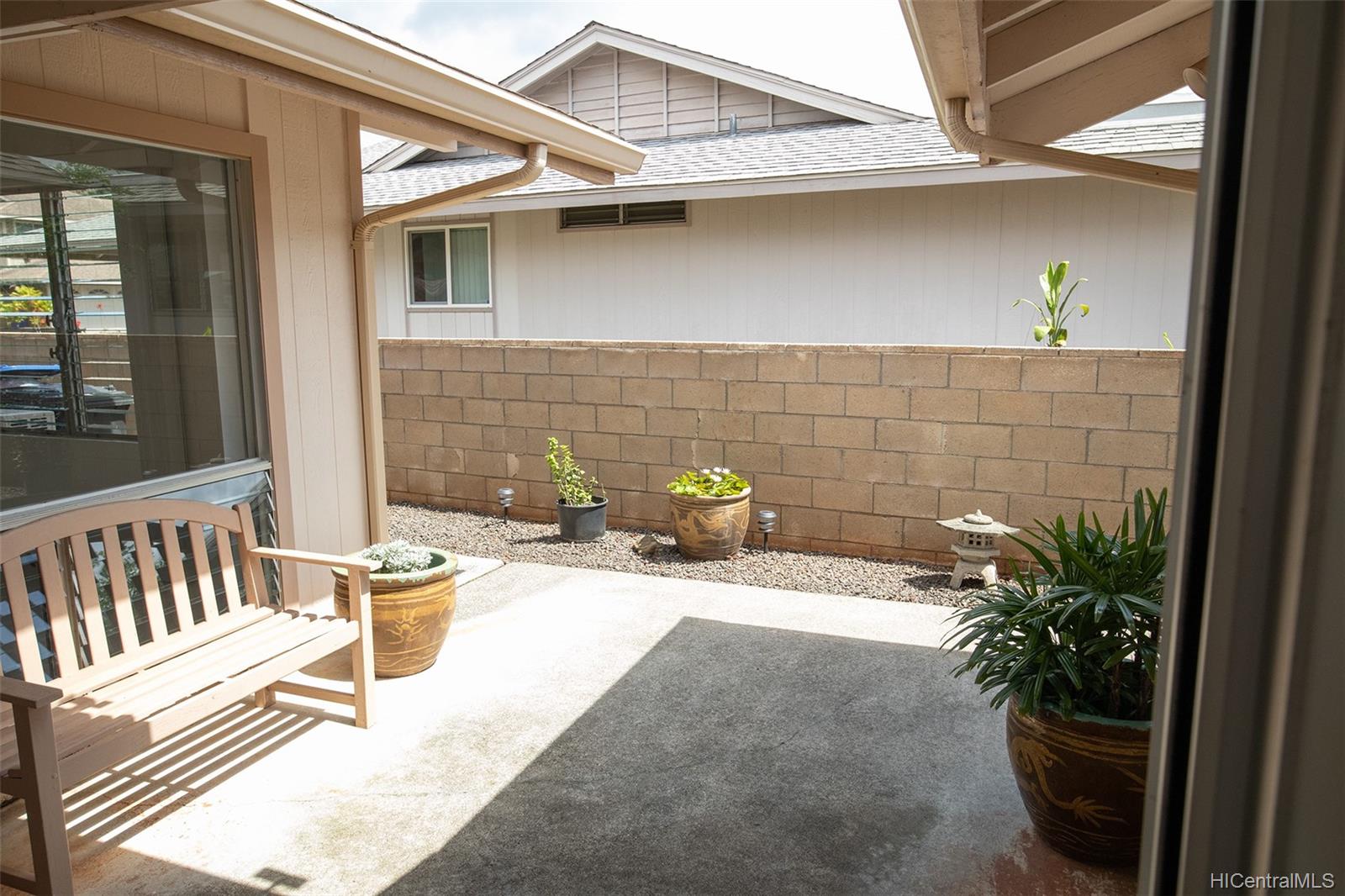 95726 Paikauhale Street Mililani HI 96789 sold on 06092021