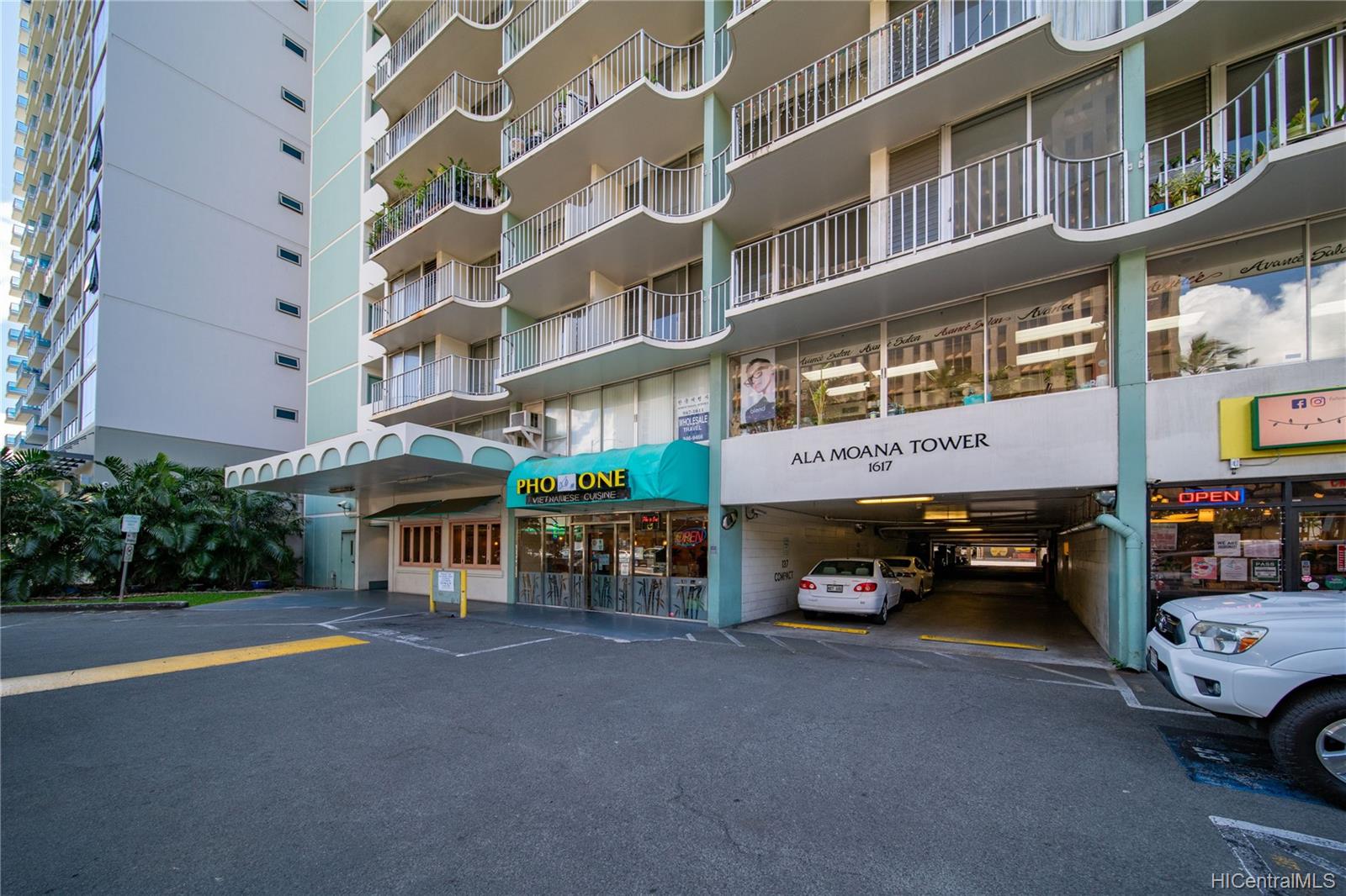 Ala Moana Tower 1617 Kapiolani Boulevard Unit 604 Honolulu HI 96814