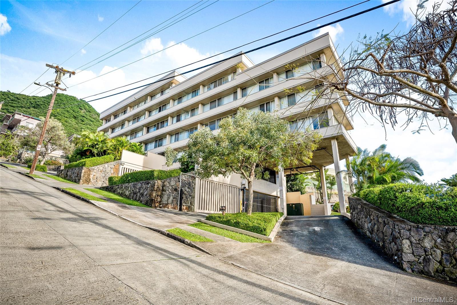 Punchbowl Place 255 Huali Street Unit 106 Honolulu HI 96813 sold on 05