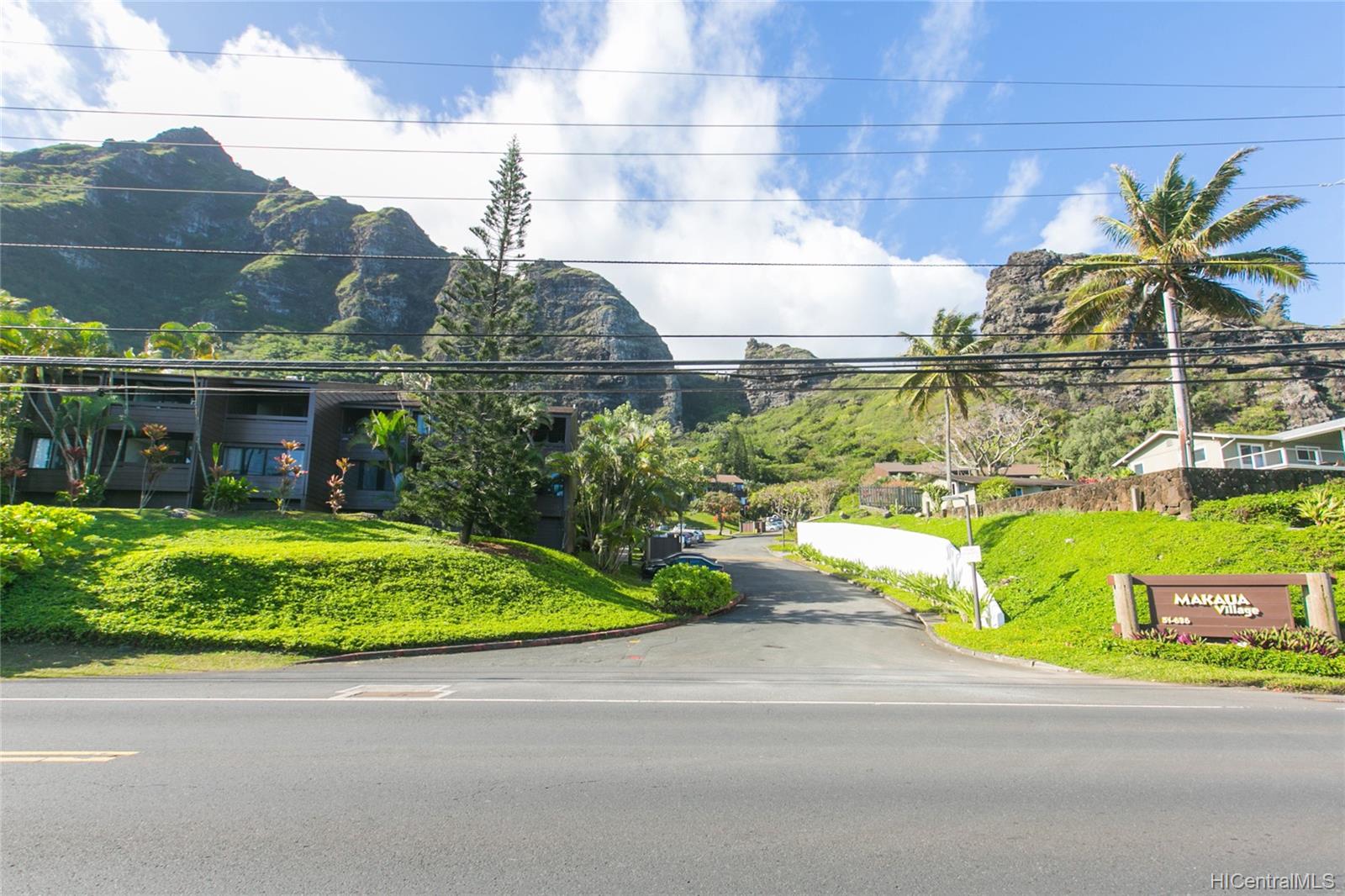 Makaua Village 51636 Kamehameha Highway Unit 316 Kaaawa HI 96730 sold