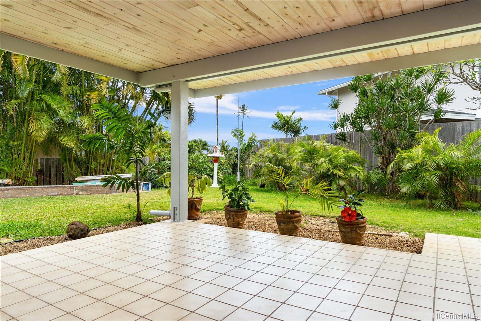 46133 Nahiku Street Kaneohe HI 96744 sold on 06092021