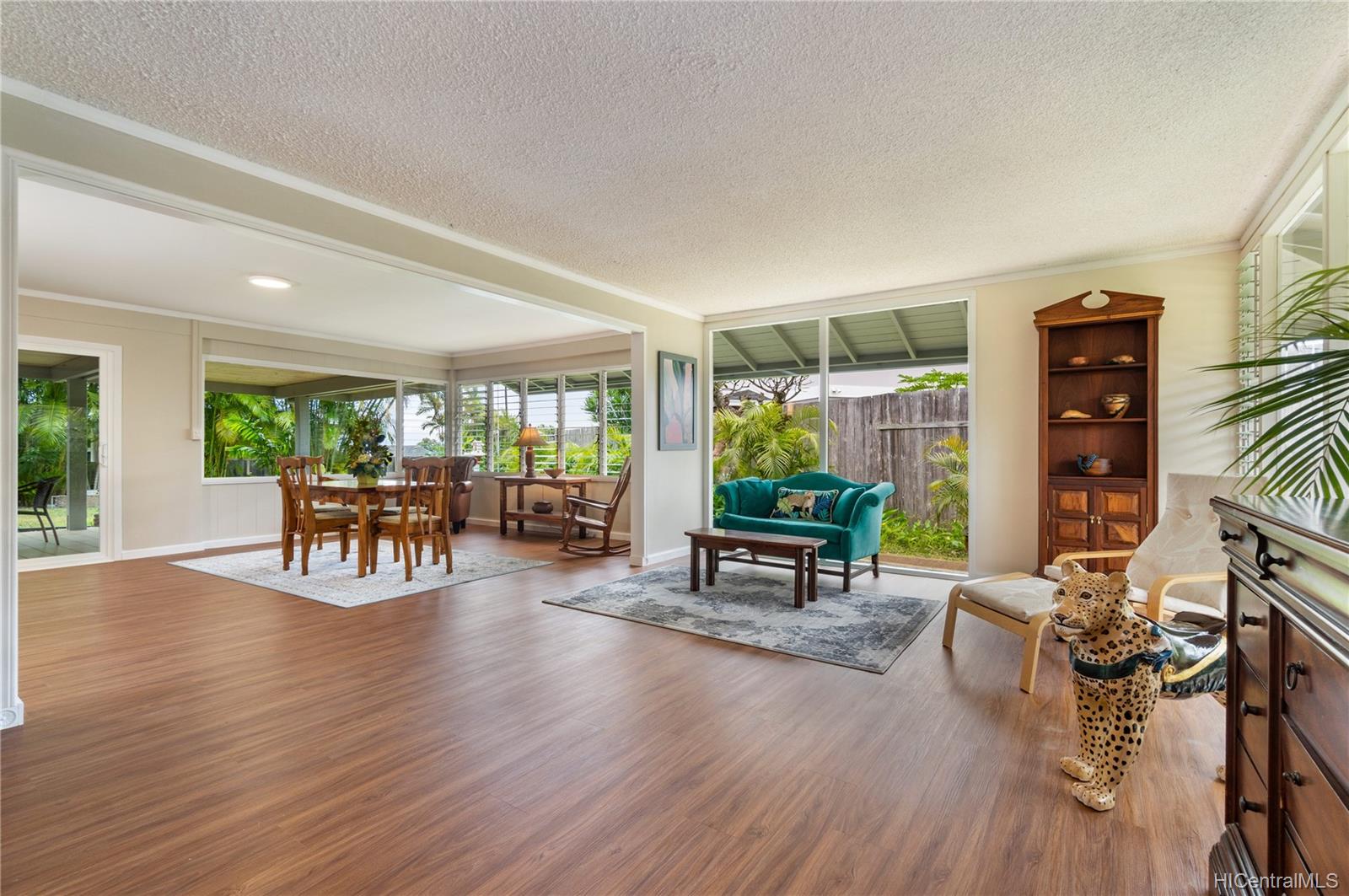 46133 Nahiku Street Kaneohe HI 96744 sold on 06092021