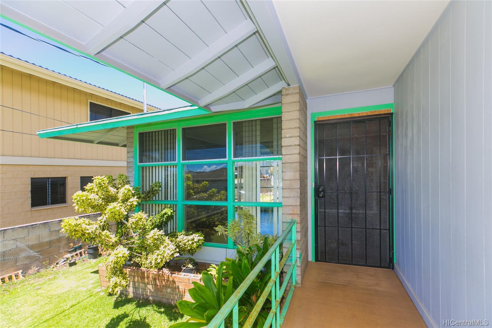 1686 Hauiki Street Honolulu HI 96819 sold on 06072021