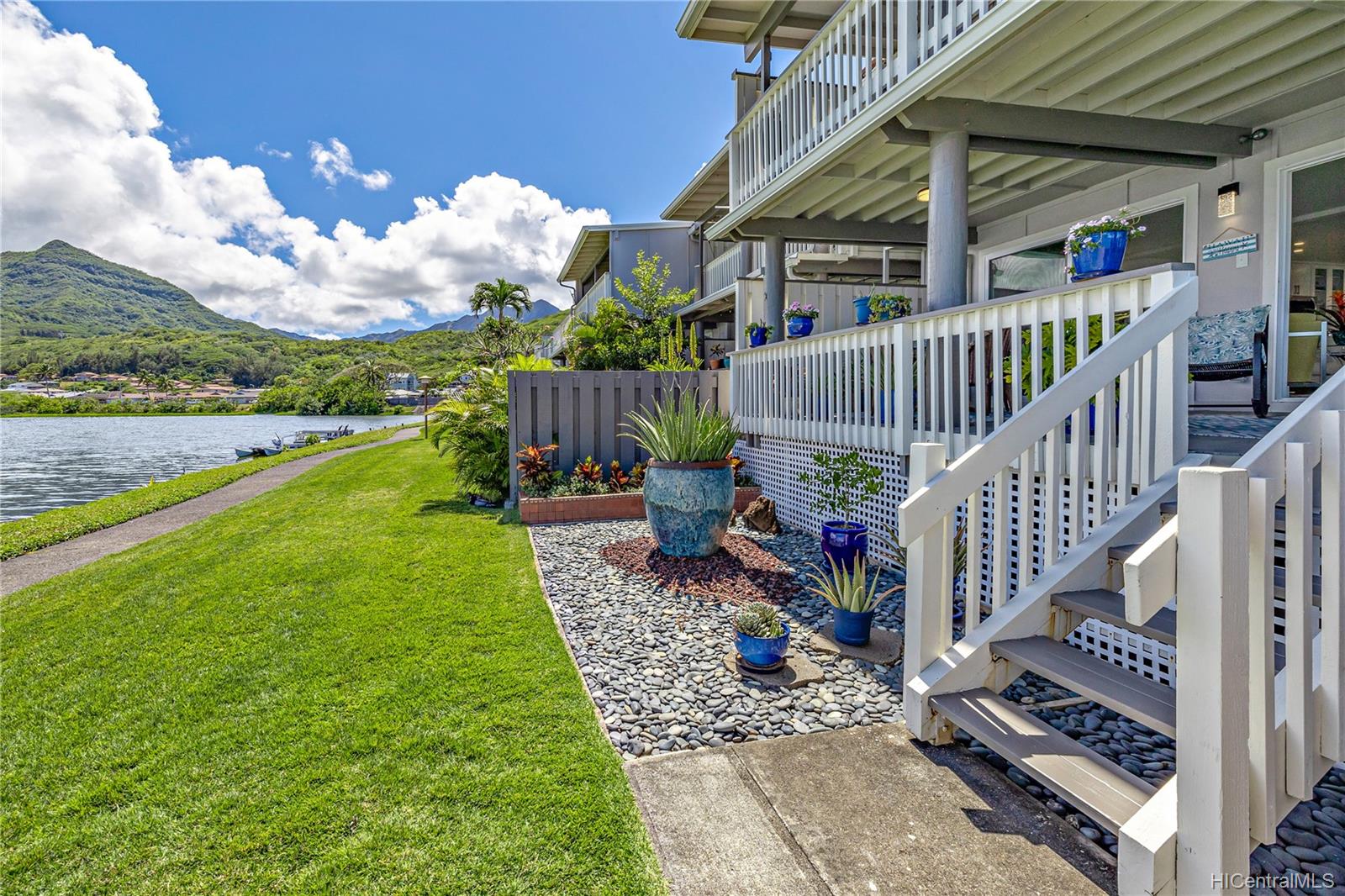 Kukilakila 523 Keolu Drive Unit F Kailua HI 96734 listed 04212021