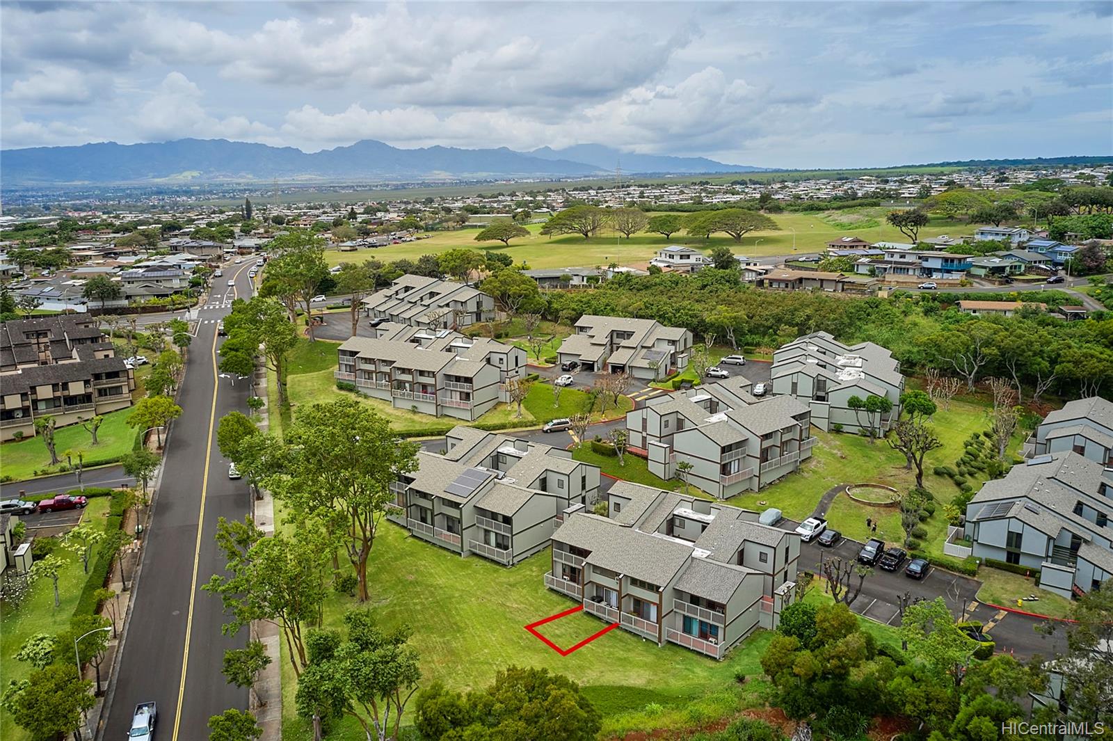 Hillside Terrace 1 981065 Komo Mai Drive Unit B Aiea HI 96701 sold on