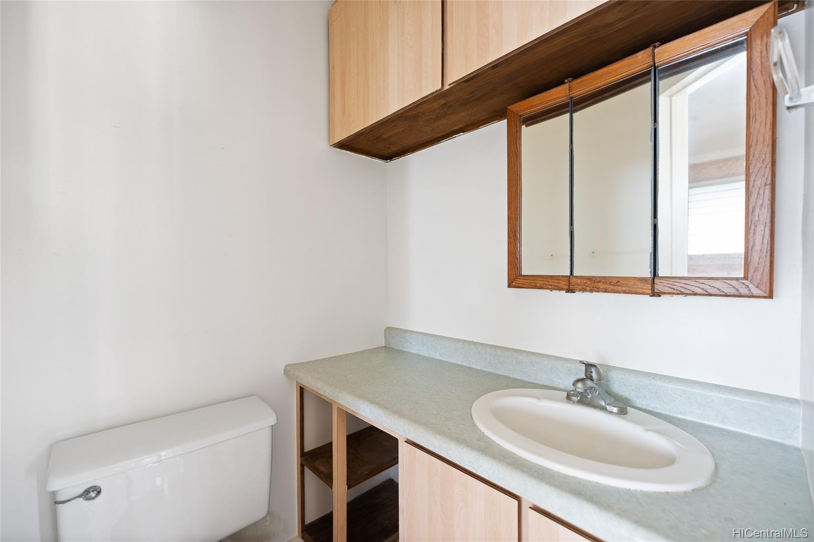 54004 Pipilani Place Hauula HI 96717 sold on 09012021