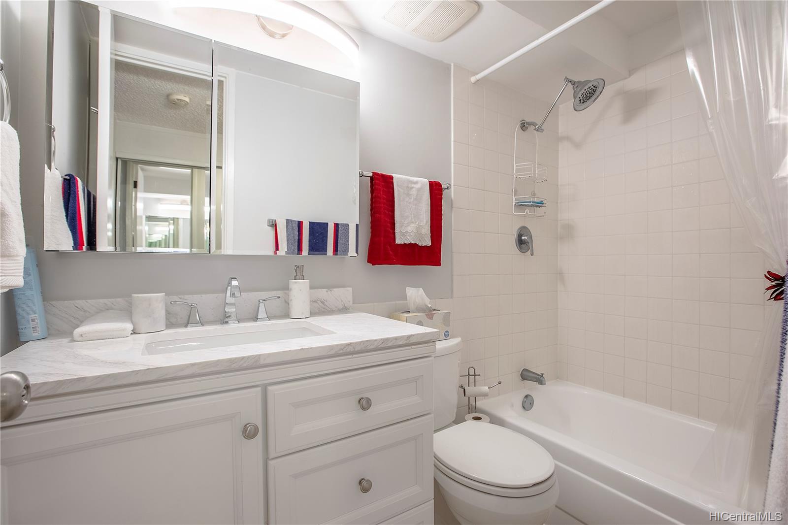 Tradewinds Plaza Honolulu HI 96815 sold on 08022021