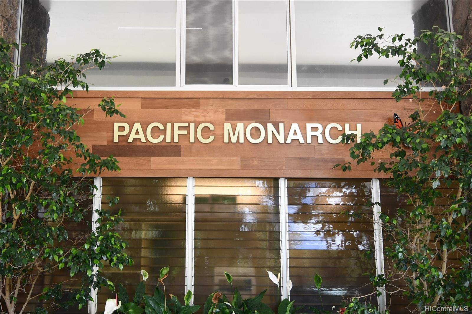 Pacific Monarch 2427 Kuhio Avenue Unit 1501 Honolulu HI 96815 sold on