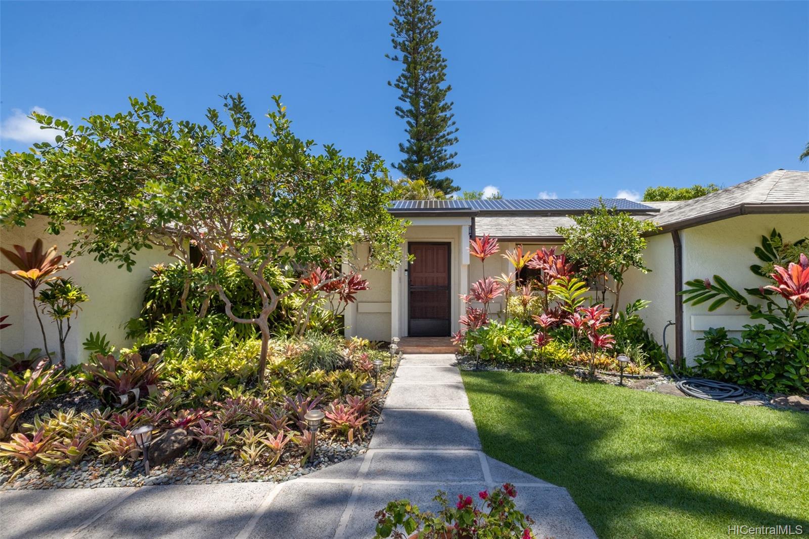 562 N Kalaheo Avenue Unit A Kailua HI 96734 listed 06022021