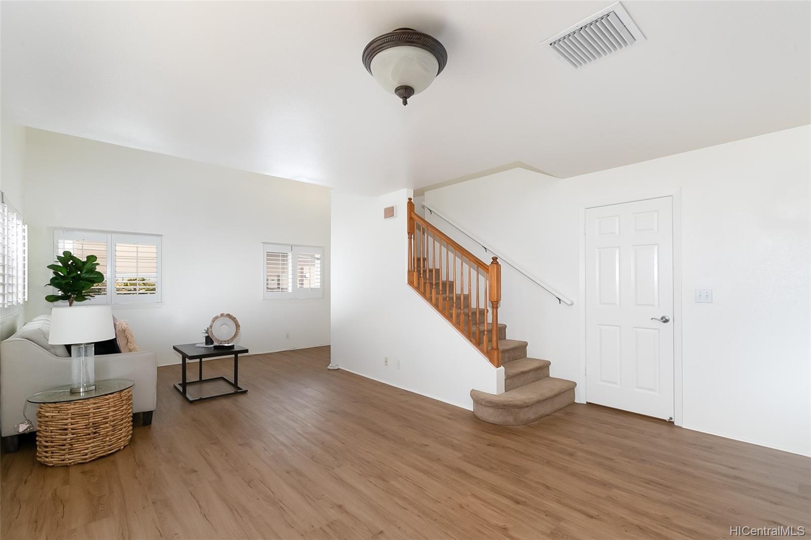 Seascape At Makakilo 927049 Elele Street Unit 14 Kapolei HI 96707 sold on 07302021