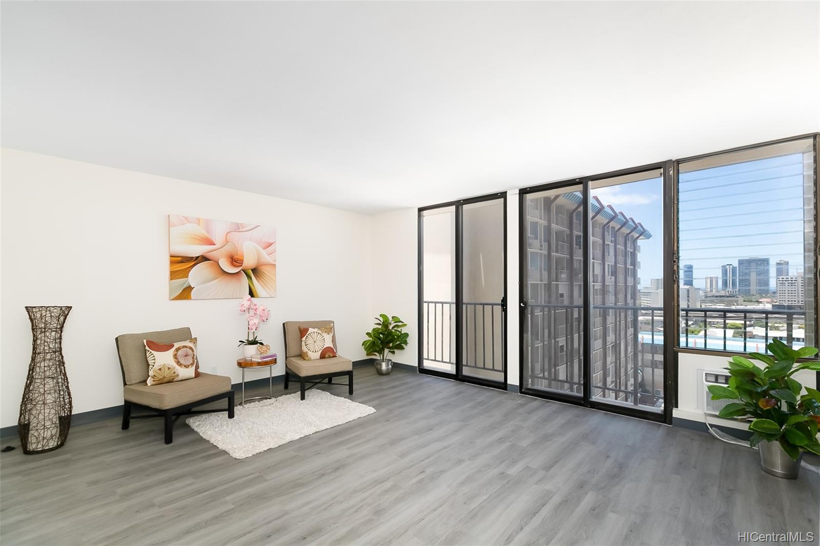 Makiki Plaza 1561 Pensacola Street Unit 803 Honolulu HI 96822 sold on