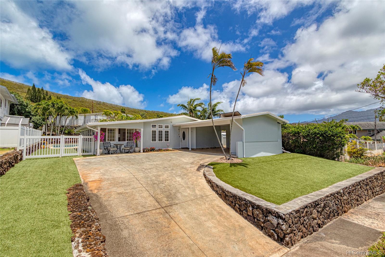 986 Apokula Street Kailua HI 96734 sold on 08172021
