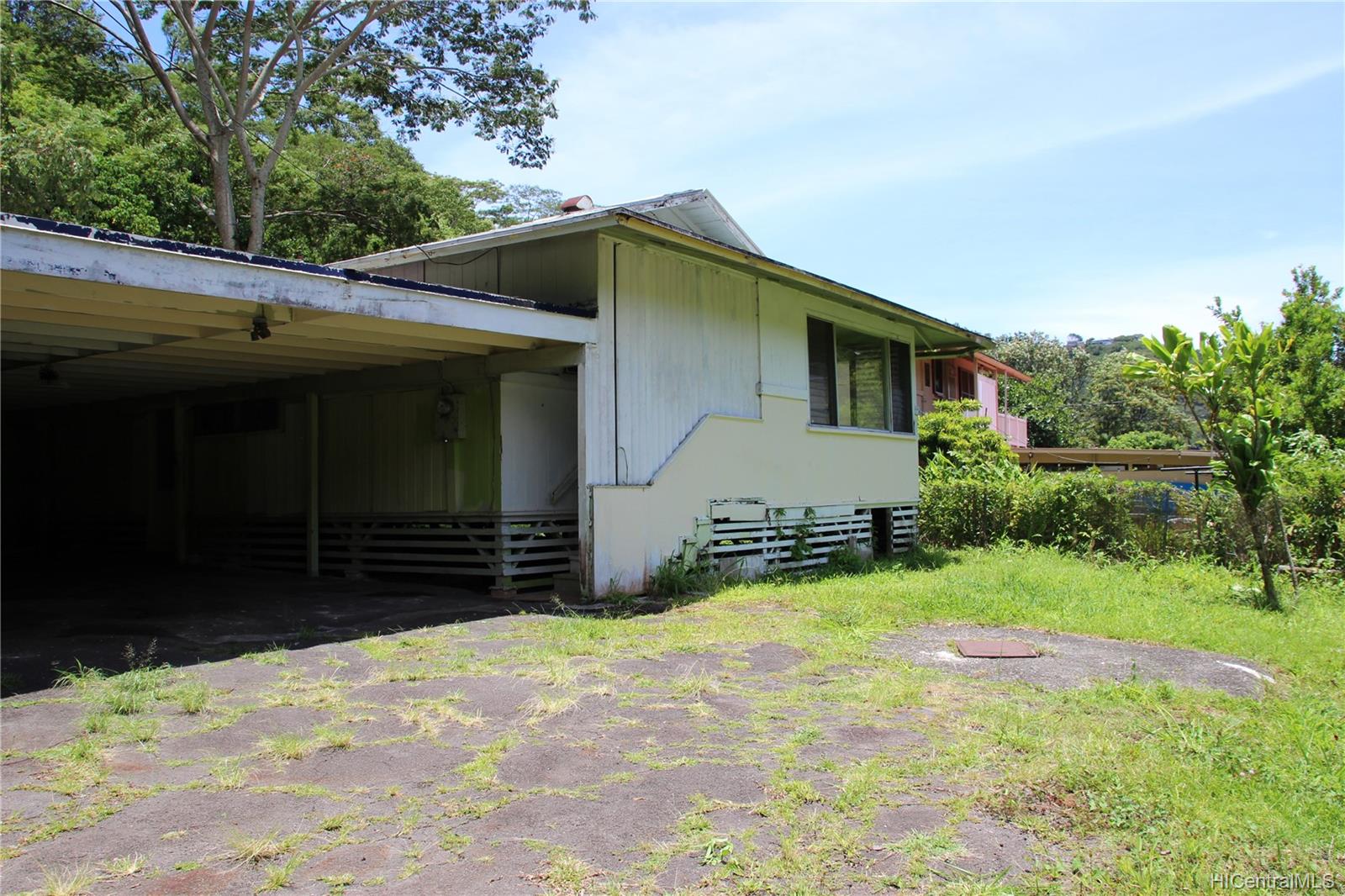 2709 Waiomao Road Honolulu HI 96816 sold on 09152021