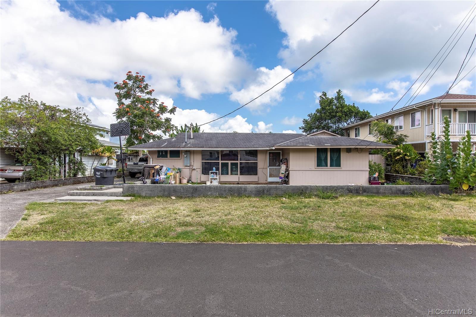 45253 Namoku Place Kaneohe HI 96744 sold on 09092021