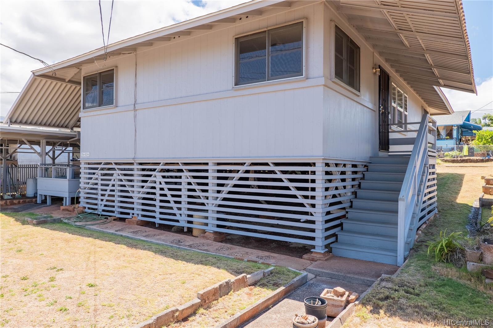 941244 Huakai Street Waipahu HI 96797 sold on 08182021