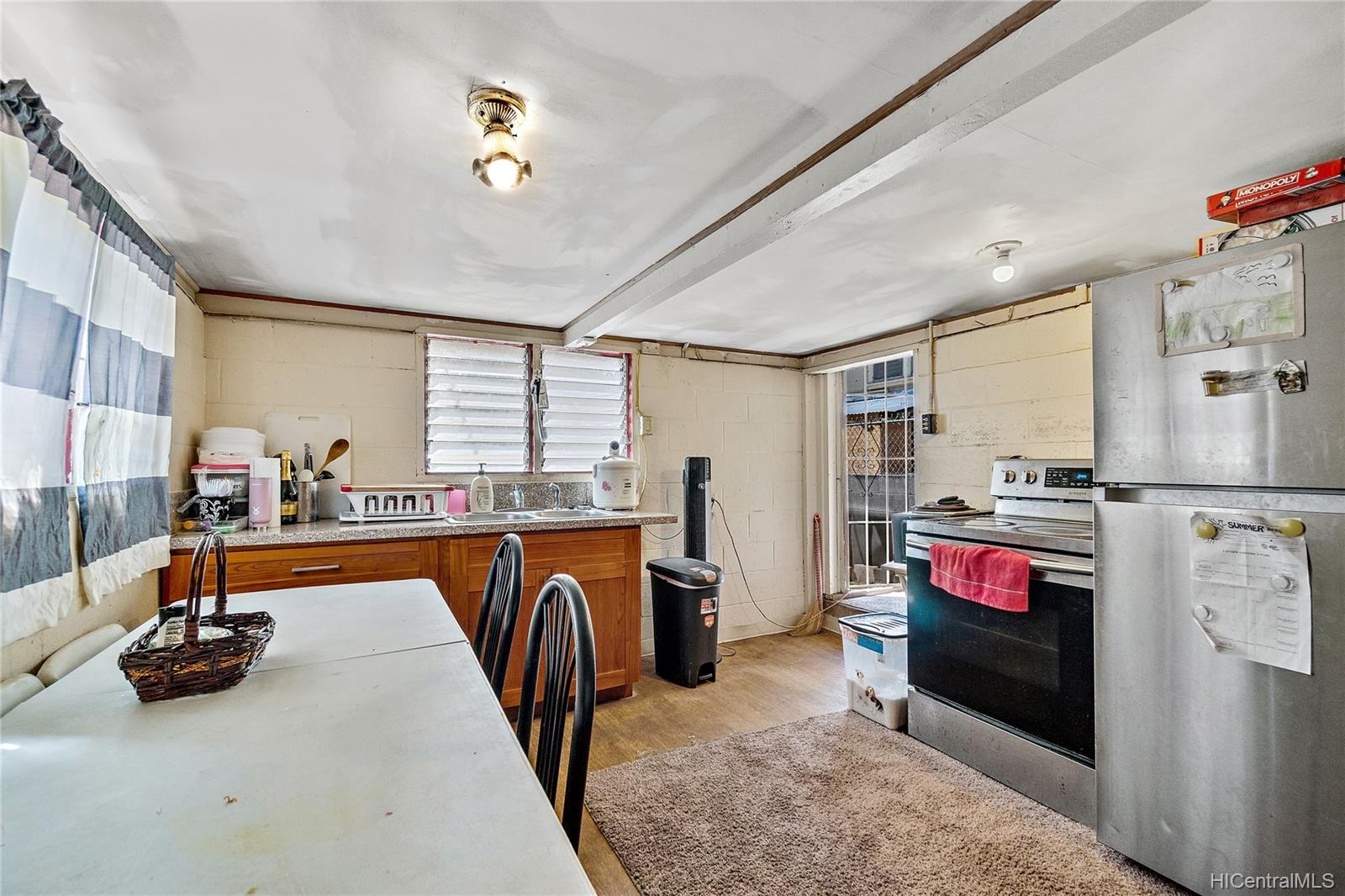 1308 Hala Drive Honolulu HI 96817 sold on 09172021