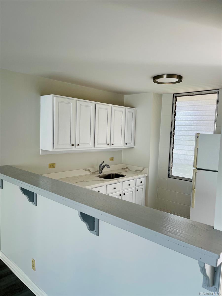 Likini West 5122 Likini Street Unit 713 Honolulu HI 96818 sold on 0118