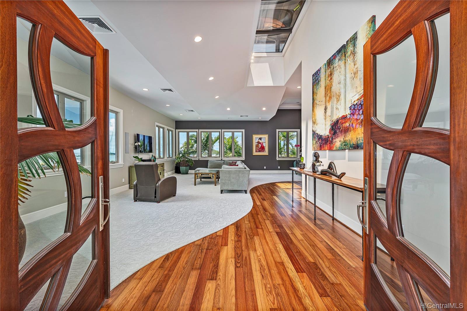 45020 Namoku Street Kaneohe HI 96744 sold on 10222021