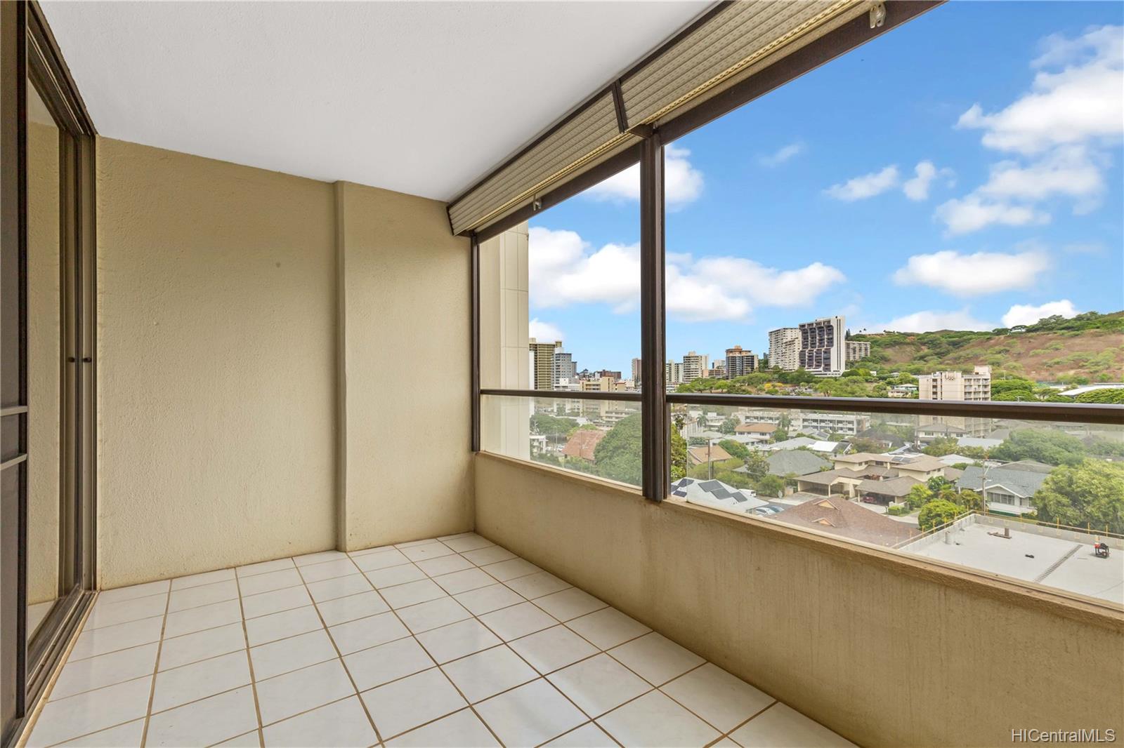 Mottsmith Laniloa 1717 Mott Smith Drive Unit 902 Honolulu HI 96822 sold on 09292021