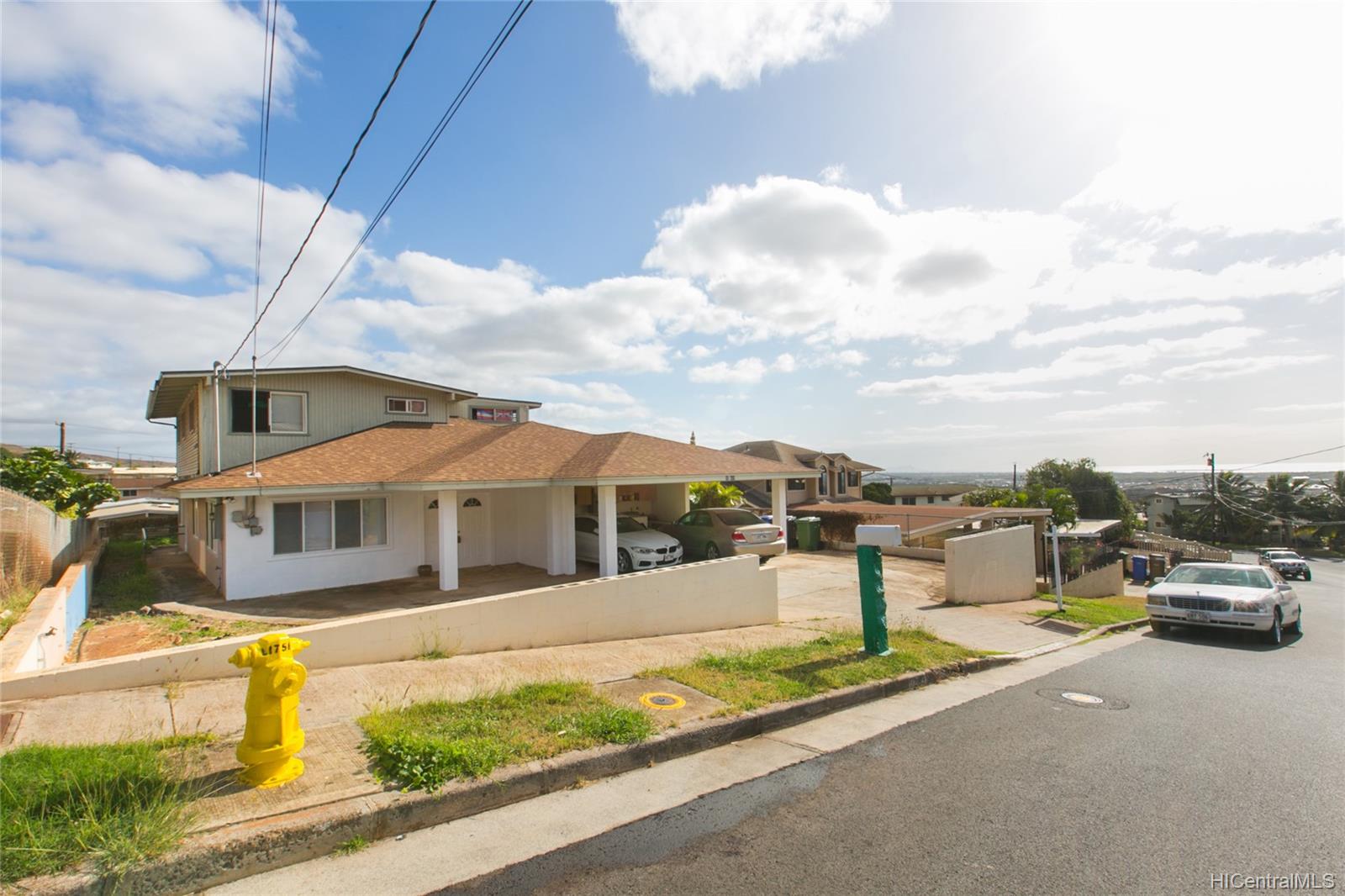 92631 Aahualii Street Kapolei HI 96707 sold on 11122021
