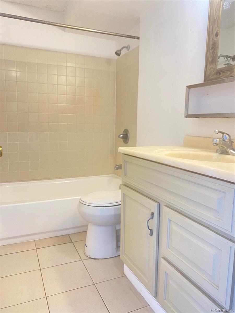 Miller Terrace 502 Captain Cook Avenue Unit 204 Honolulu HI 96813