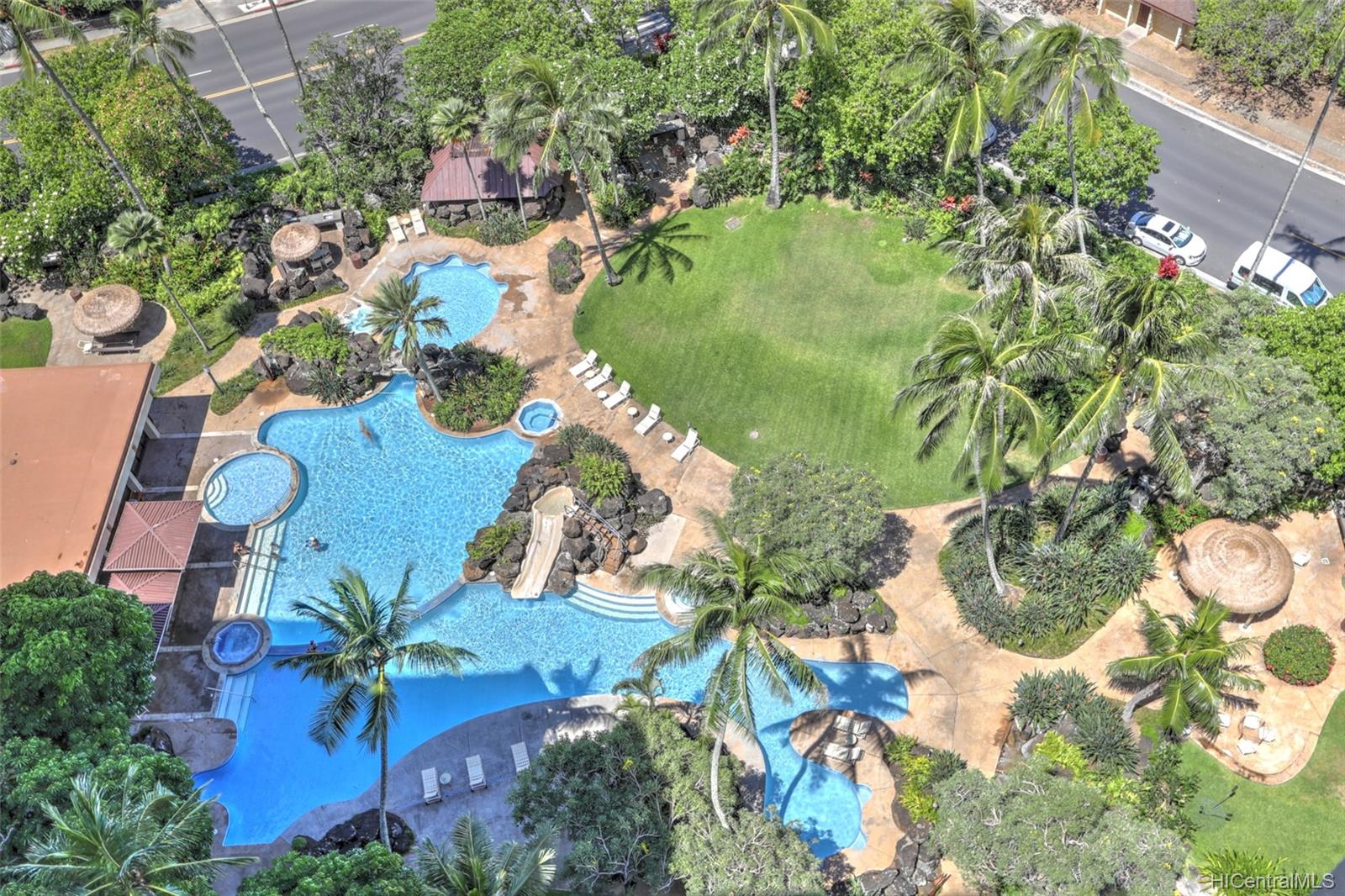 Mauna Luan 521 Hahaione Street Unit 2/19G Honolulu HI 96825 sold on 12