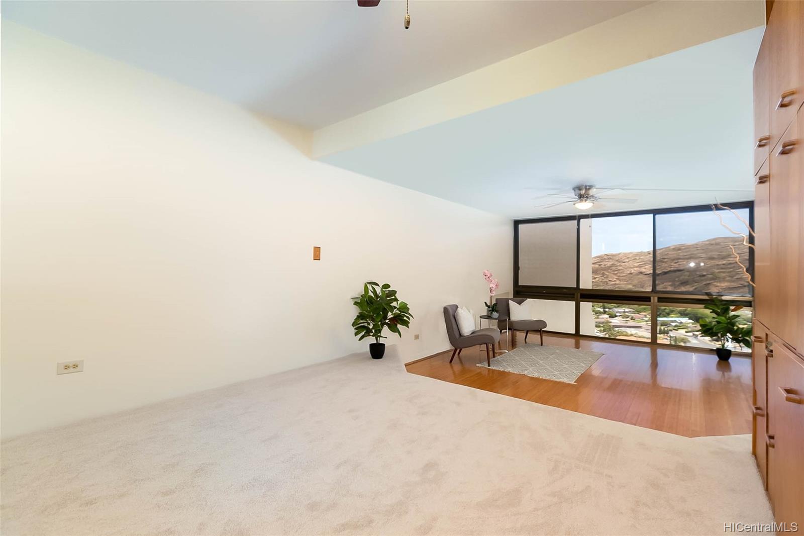 Mauna Luan 521 Hahaione Street Unit 2/19G Honolulu HI 96825 sold on 12