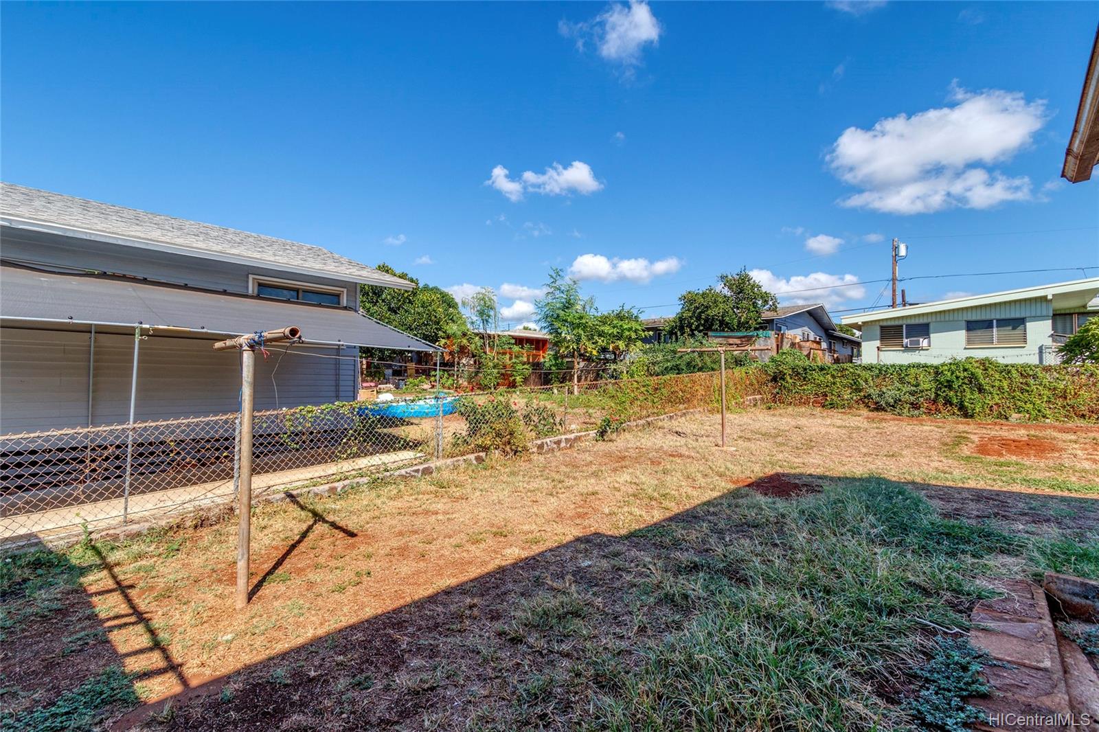 941268 Huakai Street Waipahu HI 96797 sold on 09072021