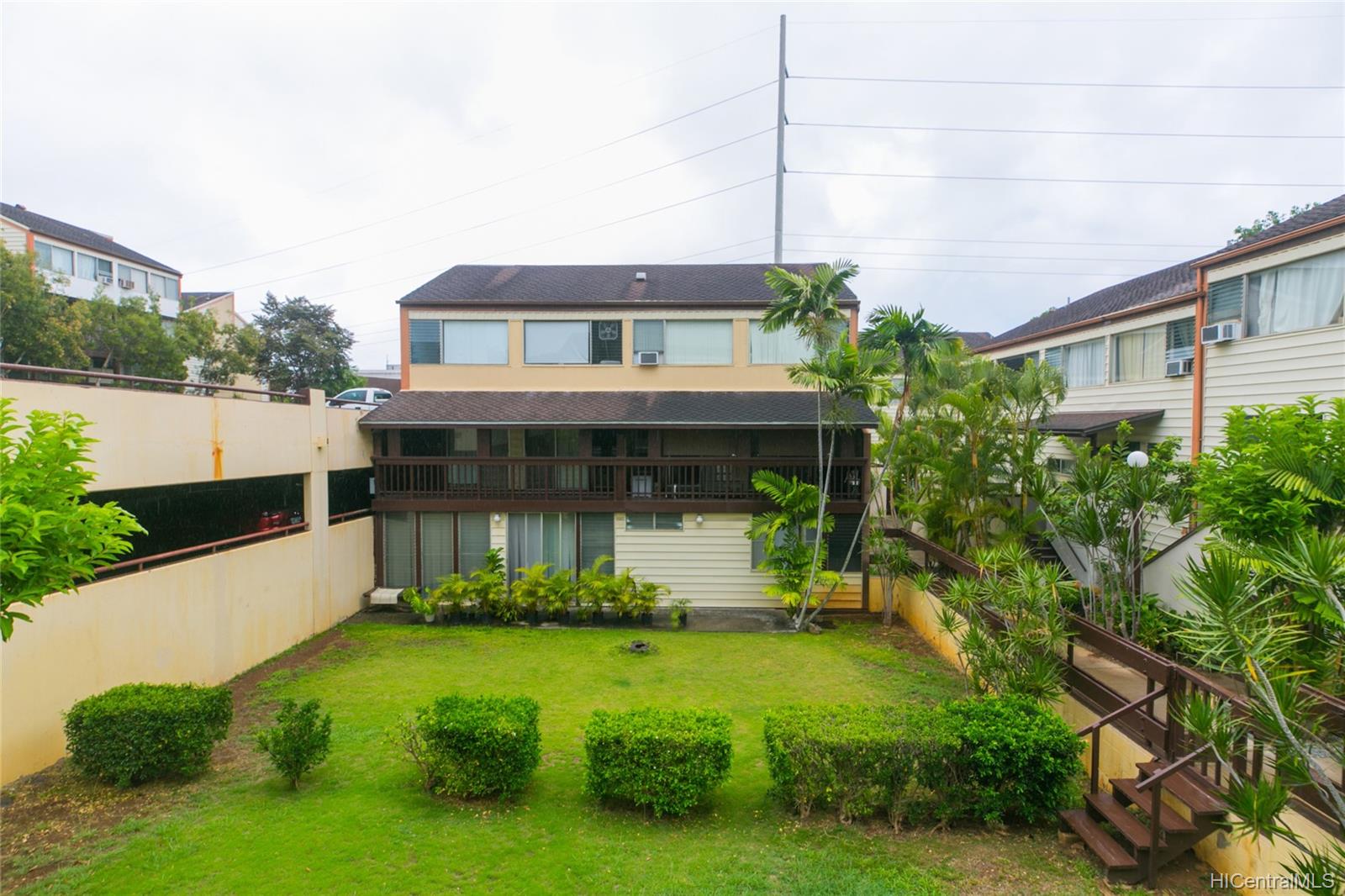 Bougainville 98400 Koauka Loop Unit 427 Aiea HI 96701 sold on 01102022
