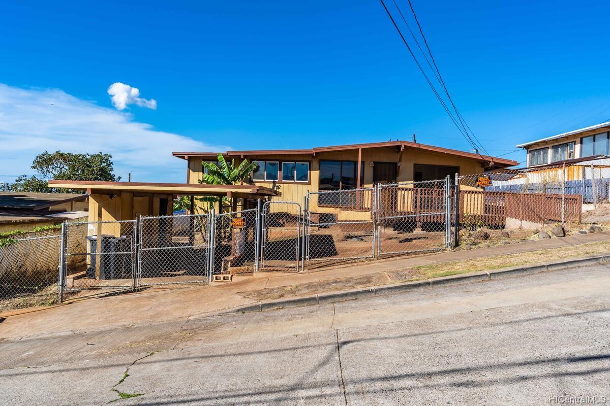 92582 Awawa Street Kapolei HI 96707 sold on 10082021