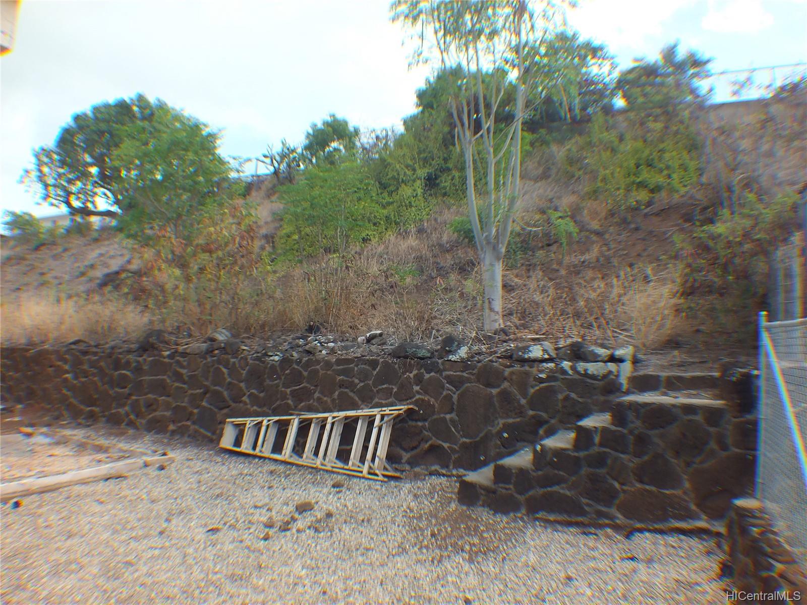 94531 Awamoi Street Waipahu HI 96797 sold on 12132021