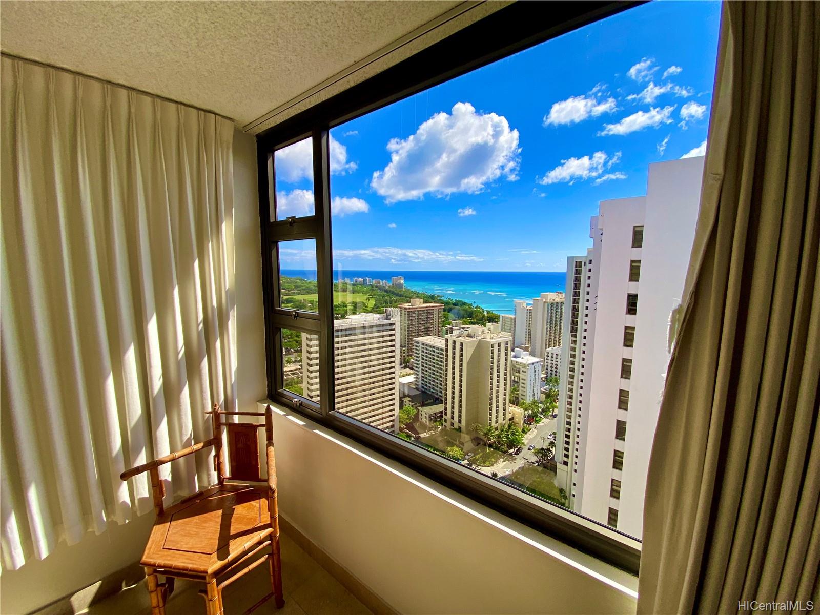 Waikiki Banyan 201 Ohua Avenue Unit 3606 Honolulu HI 96815 sold on 11