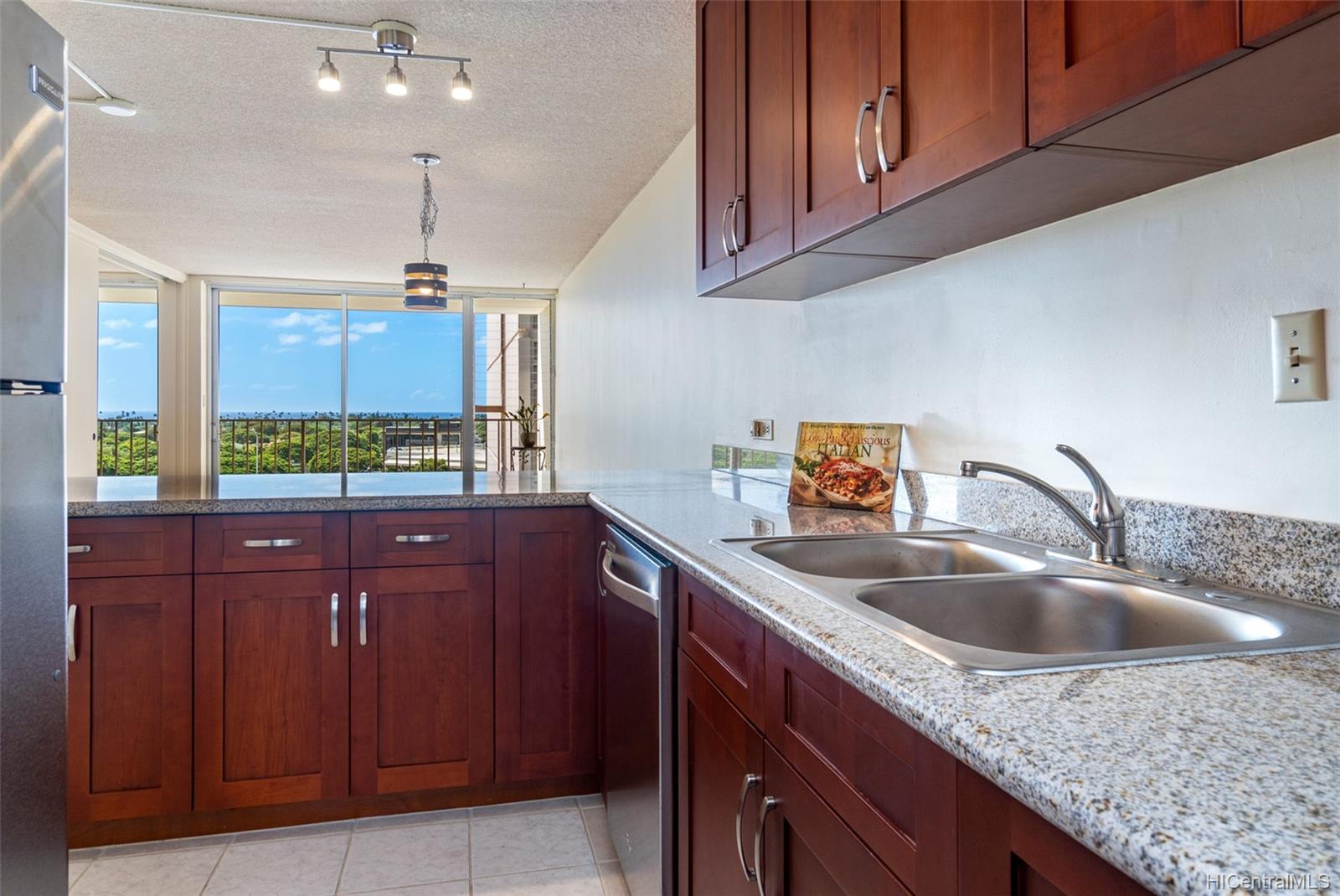 Kahala Towers 4300 Waialae Avenue Unit 701A Honolulu HI 96816 sold on