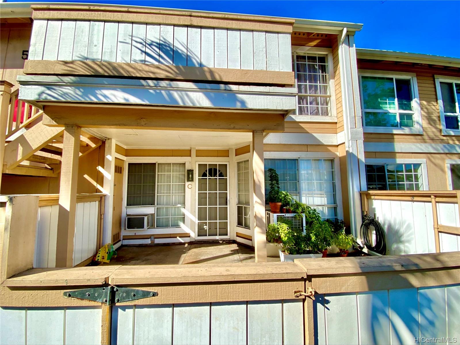Crosspointe 572 Mananai Street Unit 20C Honolulu HI 96819 listed 10152021