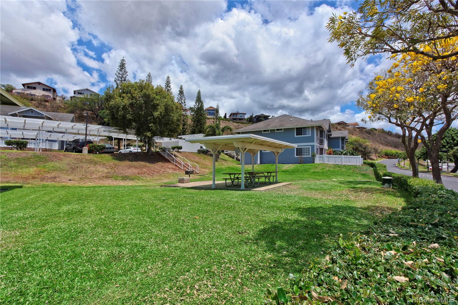 Makakilo Cliffs 92929 Hame Place Unit 22/203 Kapolei HI 96707 sold on