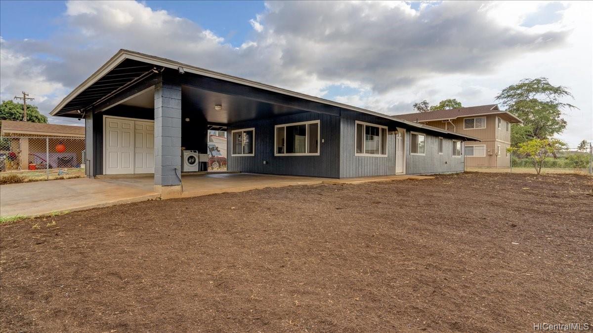 85841 Lihue Street Waianae HI 96792 sold on 12172021