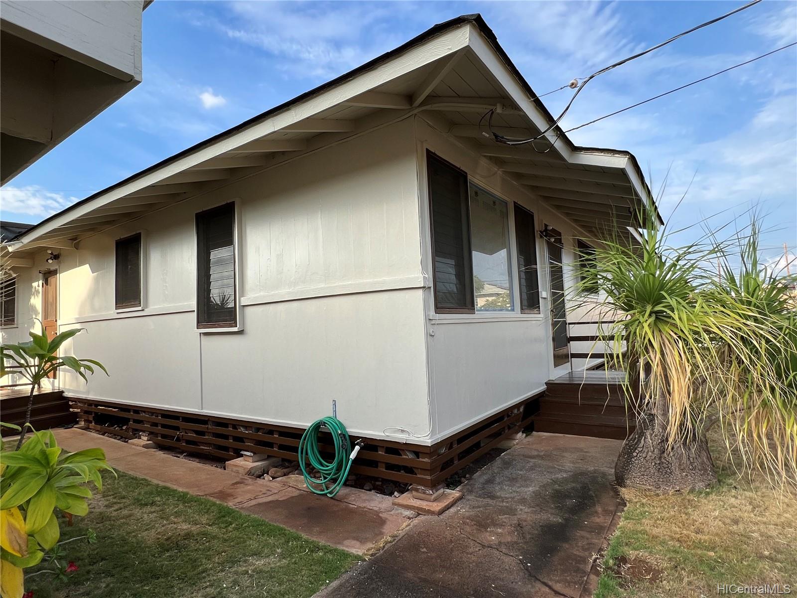 94920 Awanei Street Waipahu HI 96797 sold on 01262022