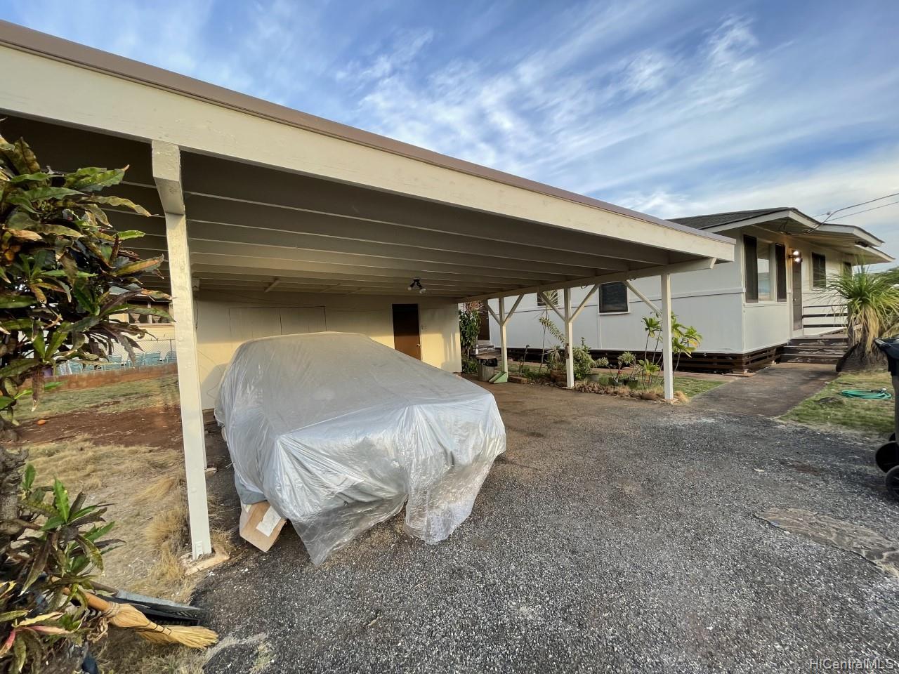 94920 Awanei Street Waipahu HI 96797 sold on 01262022